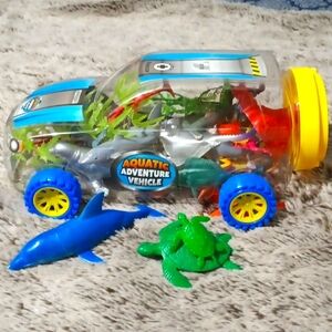 Aquatic adventure vehicle